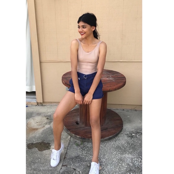 Meet your Posher, Mary - Picture 1 of 2